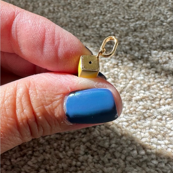 Vintage lipstick charm - Picture 5 of 9